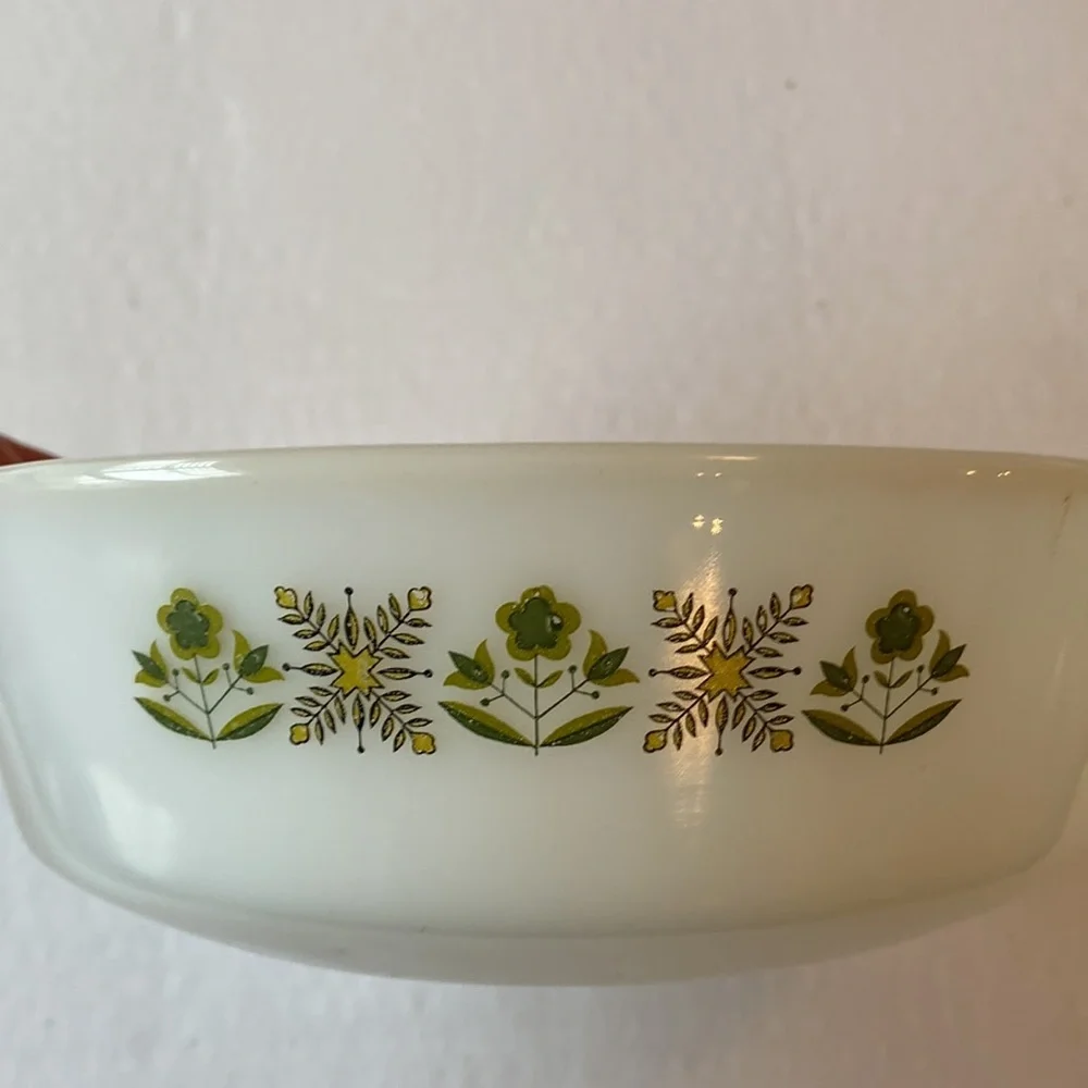 Anchor Hocking Fire King Meadow Green #17 Oven ware Casserole Dish